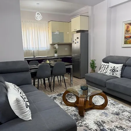 At Blloku Apartman Tirana