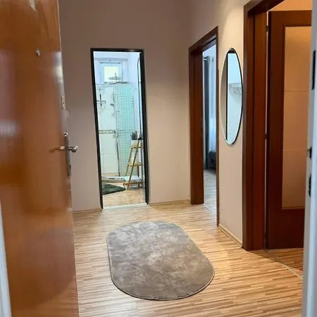 At Blloku Apartman Tirana